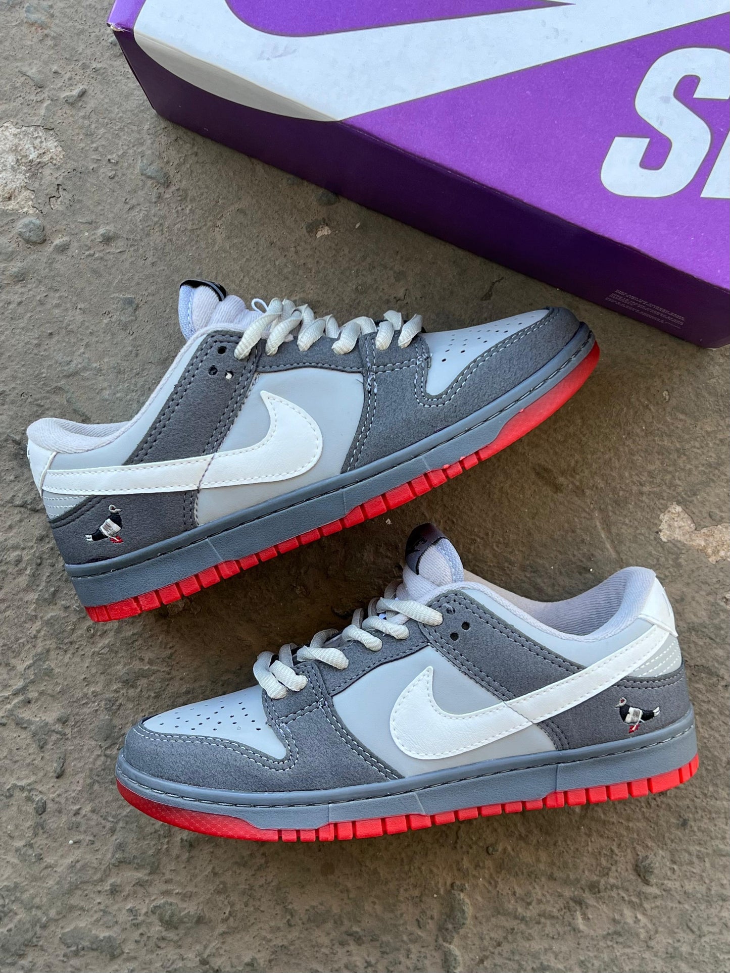 Tenis Importado Dunk Staple Pigeon Grafite