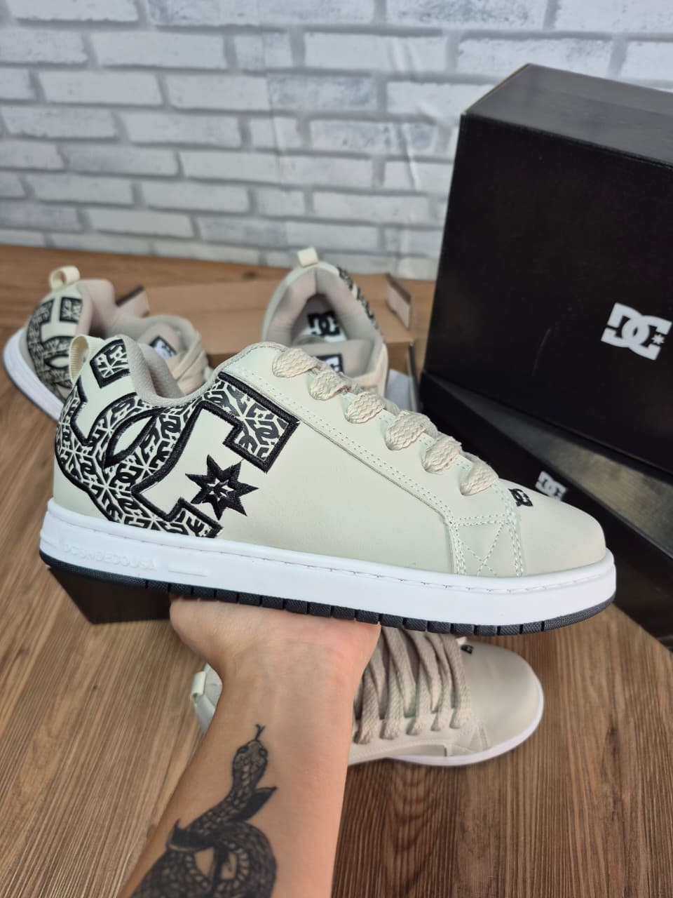 Tênis Calçado Casual de Luxo DC Court Lançamento