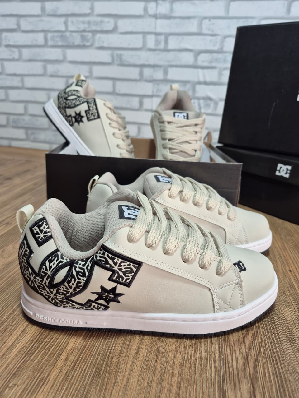 Tênis Calçado Casual de Luxo DC Court Lançamento