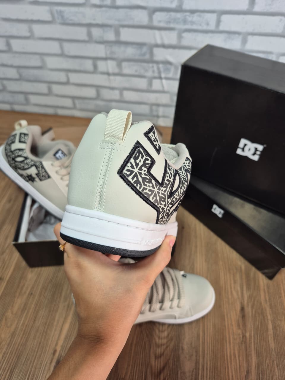 Tênis Calçado Casual de Luxo DC Court Lançamento