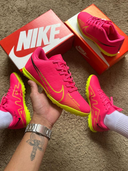 Mercurial Chuteiras Society Premium