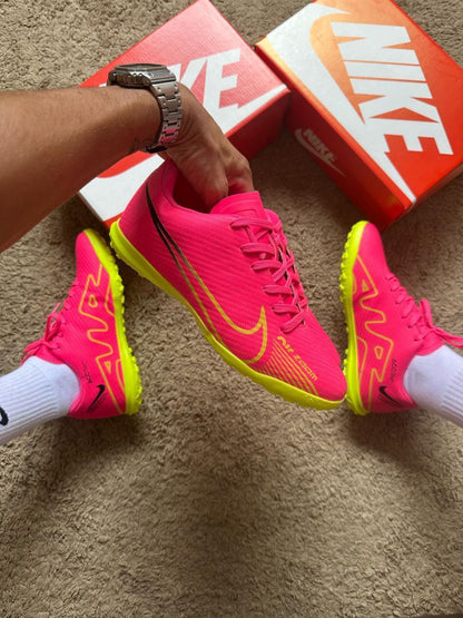 Mercurial Chuteiras Society Premium