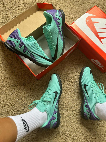 Mercurial Chuteiras Society Premium