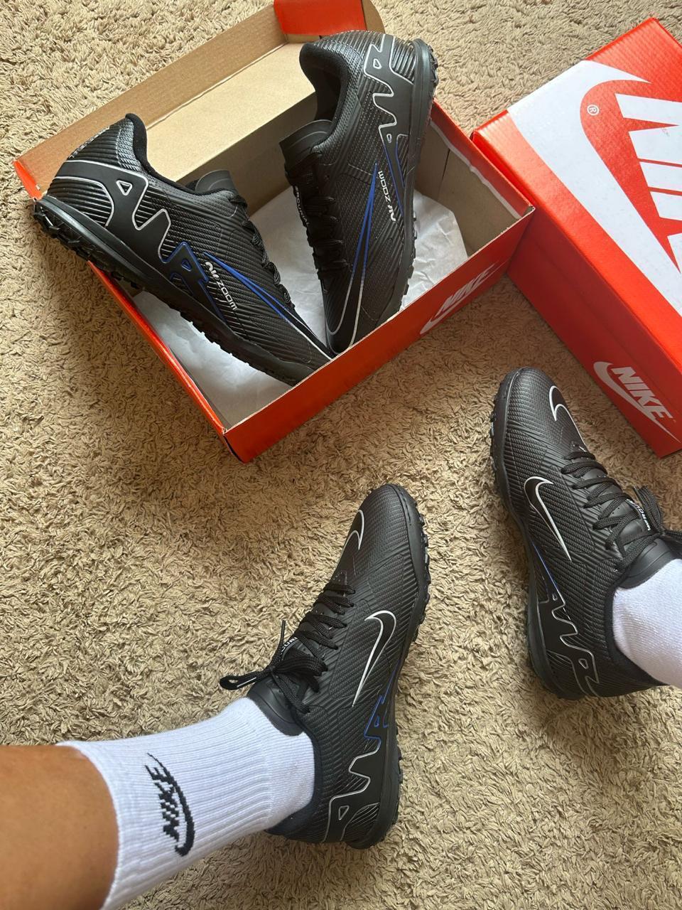 Mercurial Chuteiras Society Premium