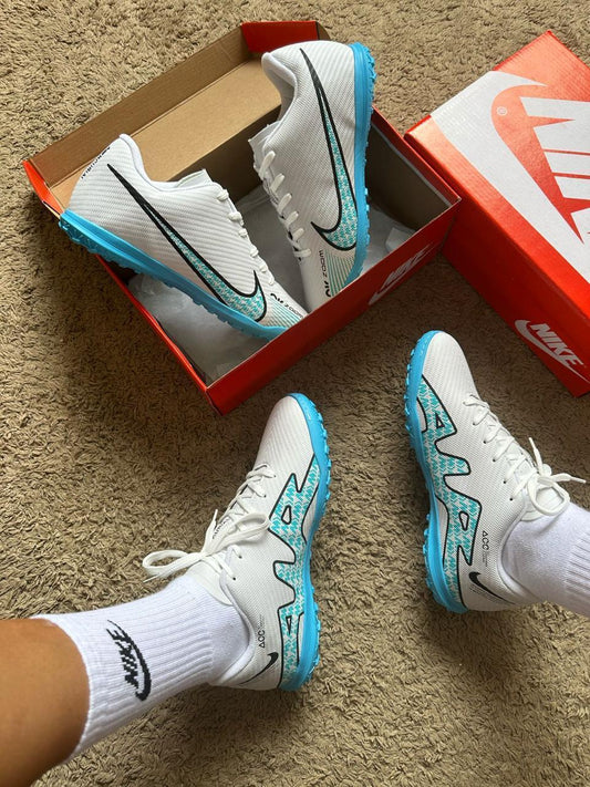 Mercurial Chuteiras Society Premium