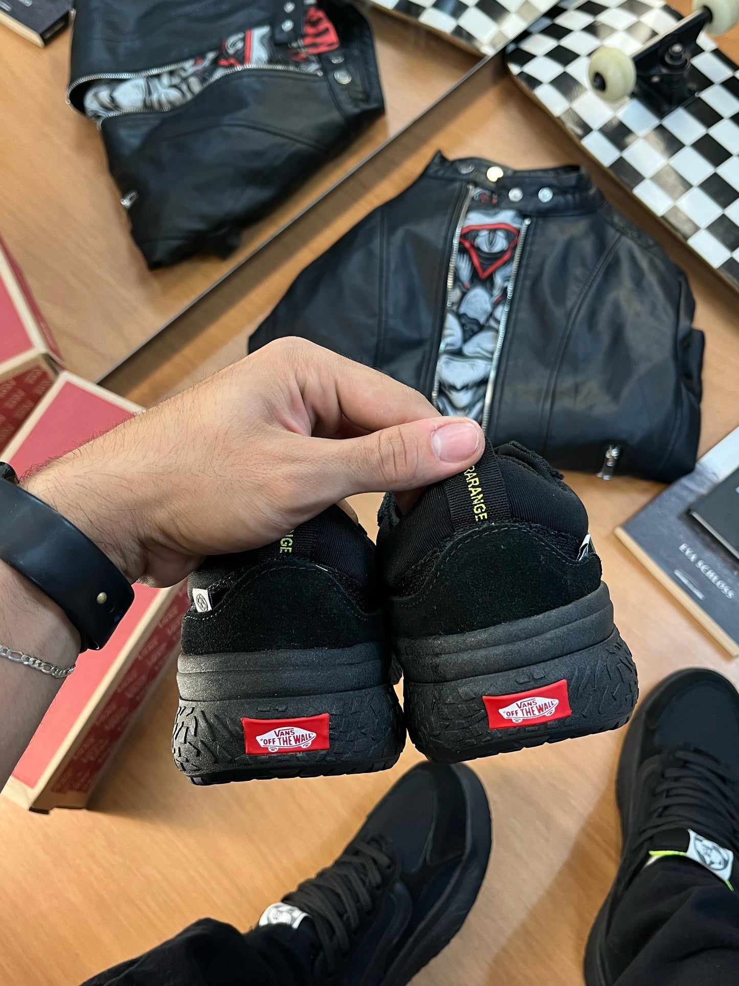 Vans UltraRange Neo VR3 e Neo All Black