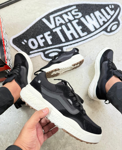 Vans UltraRange Neo VR3 e Neo All Black