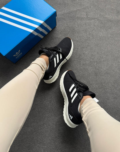 Tenis Modelo Advenced Adidas