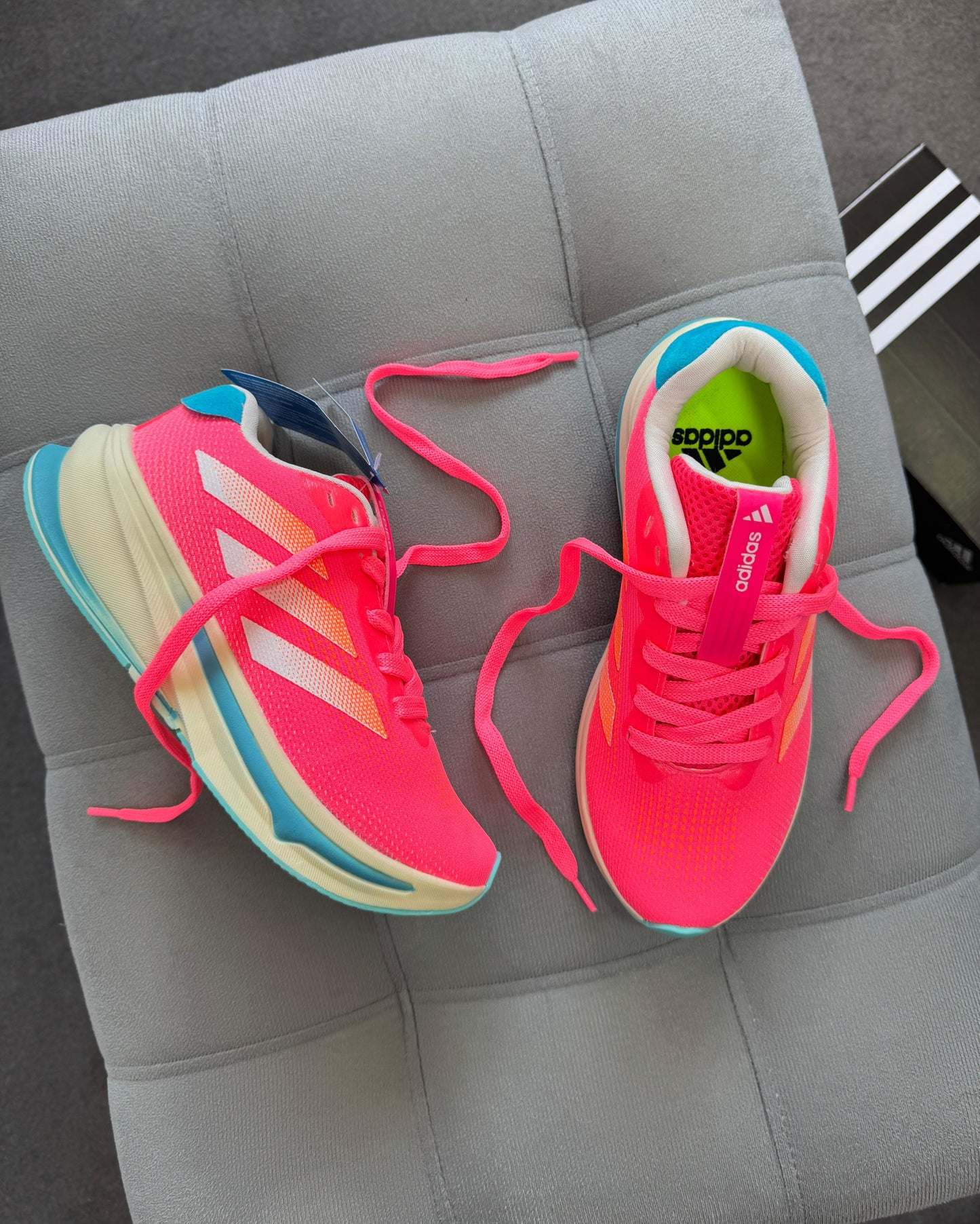 Tenis de Corrida Adidas Supernova Premium Feminino