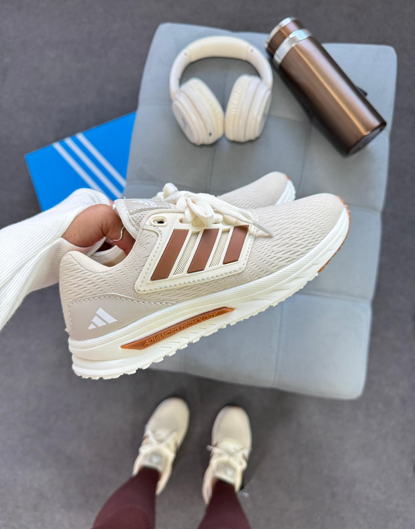 Tenis Modelo Advenced Adidas