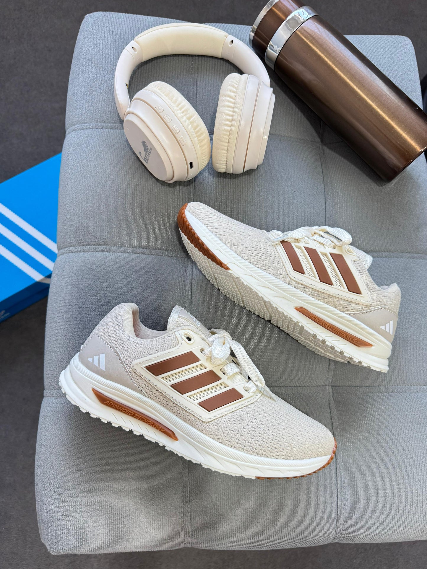 Tenis Modelo Advenced Adidas