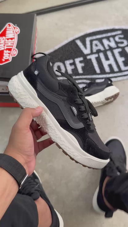 Vans UltraRange Neo VR3 e Neo All Black