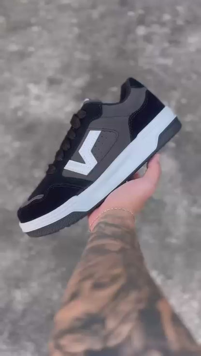 Tênis Vans Uplaud Seu Novo Ícone Urbano Chegou!